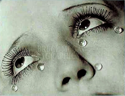 http://sugarhigh.abstractdynamics.org/archives/man-ray-larmes-tears-1932-33-2801792.1.jpg